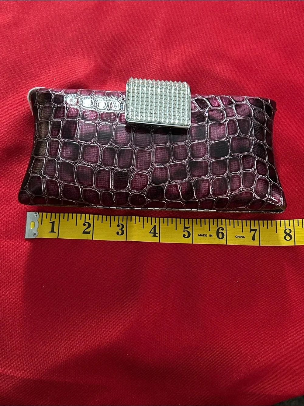 N/A sophisticated burgundy